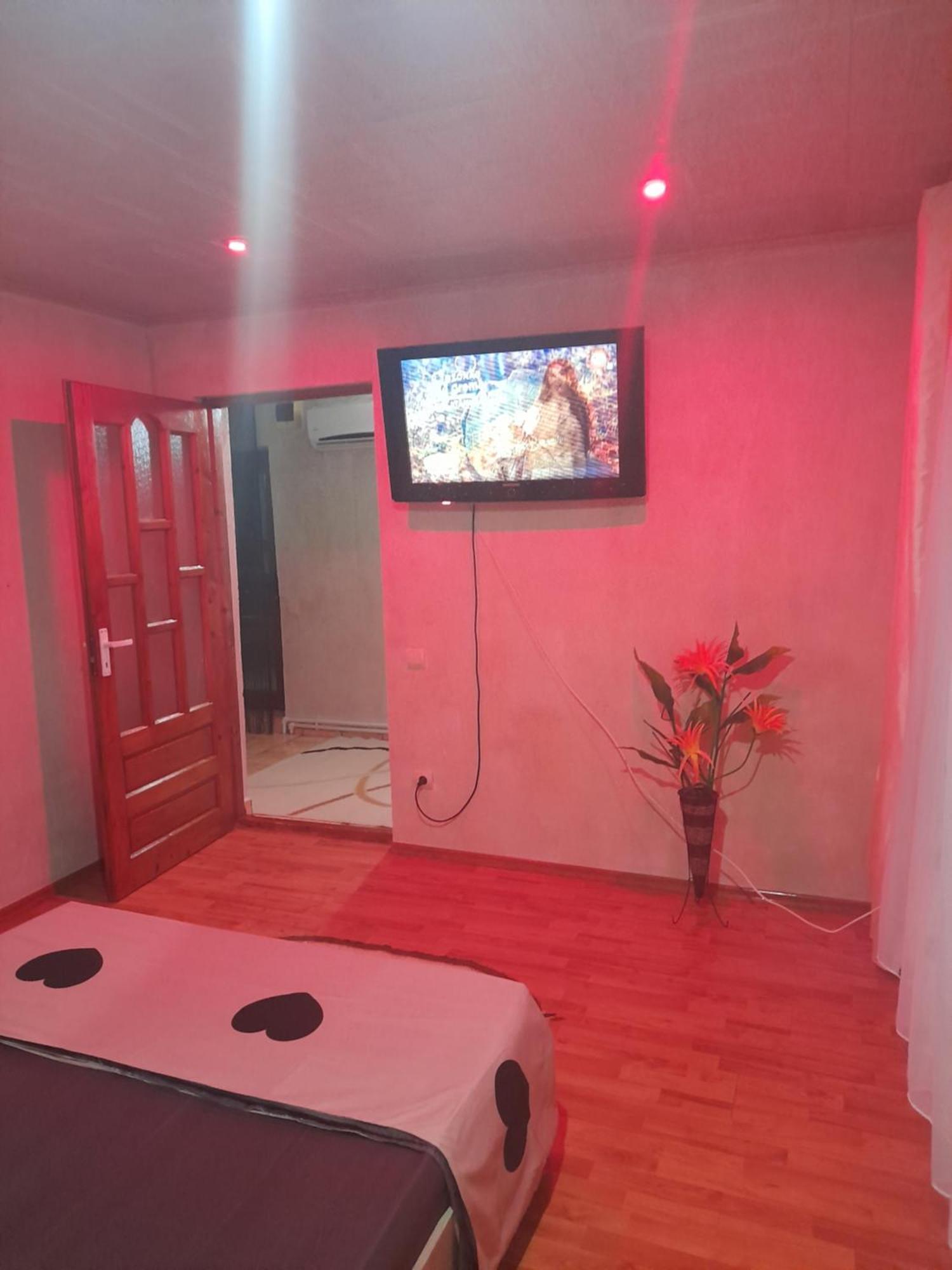 Cazare La Mare Patrascu Apartment Констанца Стая снимка
